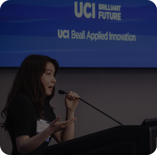 photo of Alexia Ventura speaking